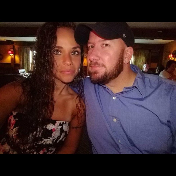 My closet over floweth!Come snatch up cute things! - Picture 4 of 5